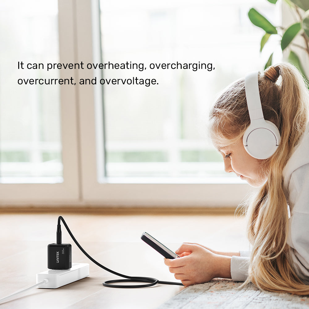 UNITEK-P1119A-35W-GaN-Wall-Charger-US-EU-UK-Plugs-06 - One Chip Computers Unitek P1119A 35W GaN Power Delivery Fast Travel Charger.