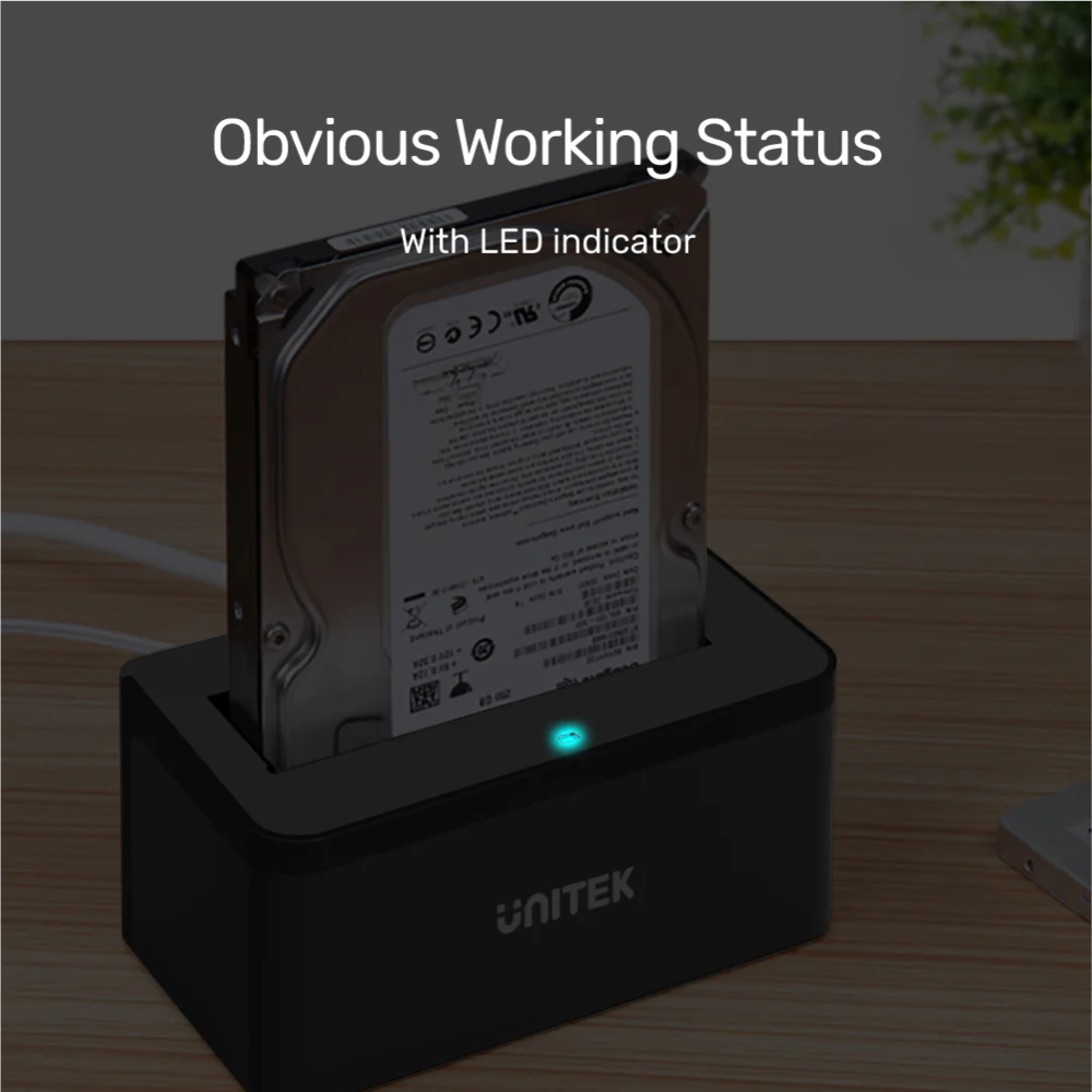 UNITEK-Y-1078-USB-30-Hard-Drive-Docking-Station-SATA-6G-08 - One Chip Computers