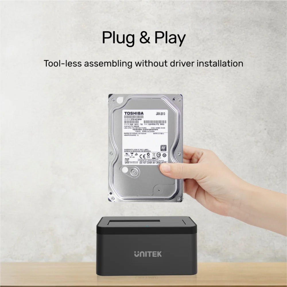 UNITEK-Y-1078-USB-30-Hard-Drive-Docking-Station-SATA-6G-09 - One Chip Computers