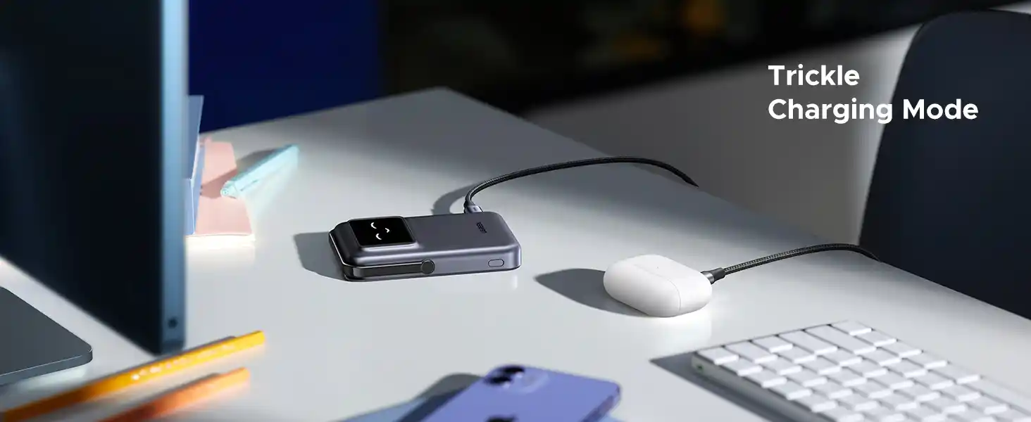 UGREEN 45327 Uno 10000mAh Magnetic Wireless Power Bank