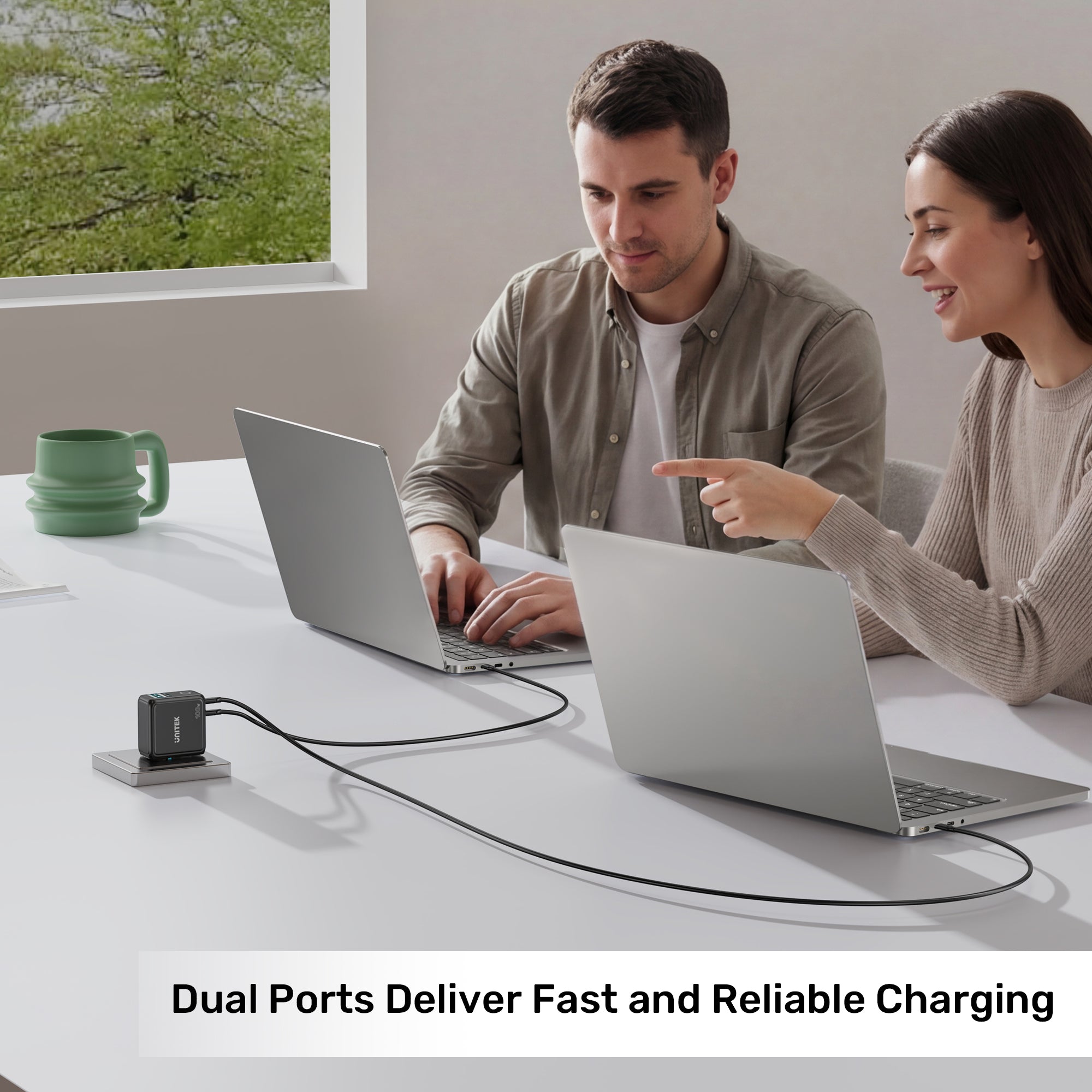 UNITEK P1131ABK01-EU Rexo 100W 4-Port GaN Charger with Smart Display - image 8